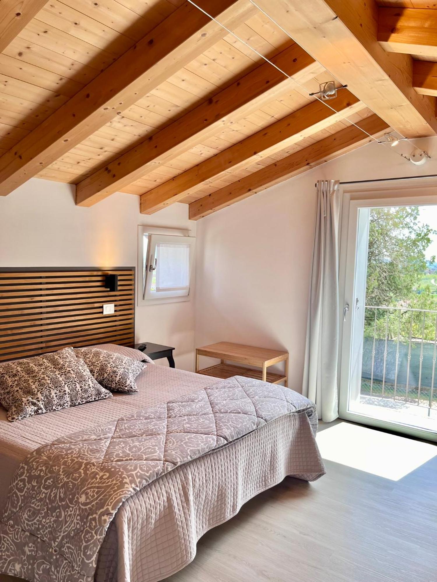 Villavecchia Castegnero Room photo